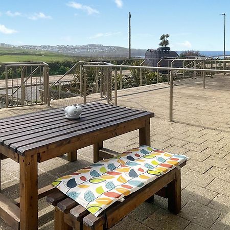 12 Zinc Apartment New Quay Екстериор снимка