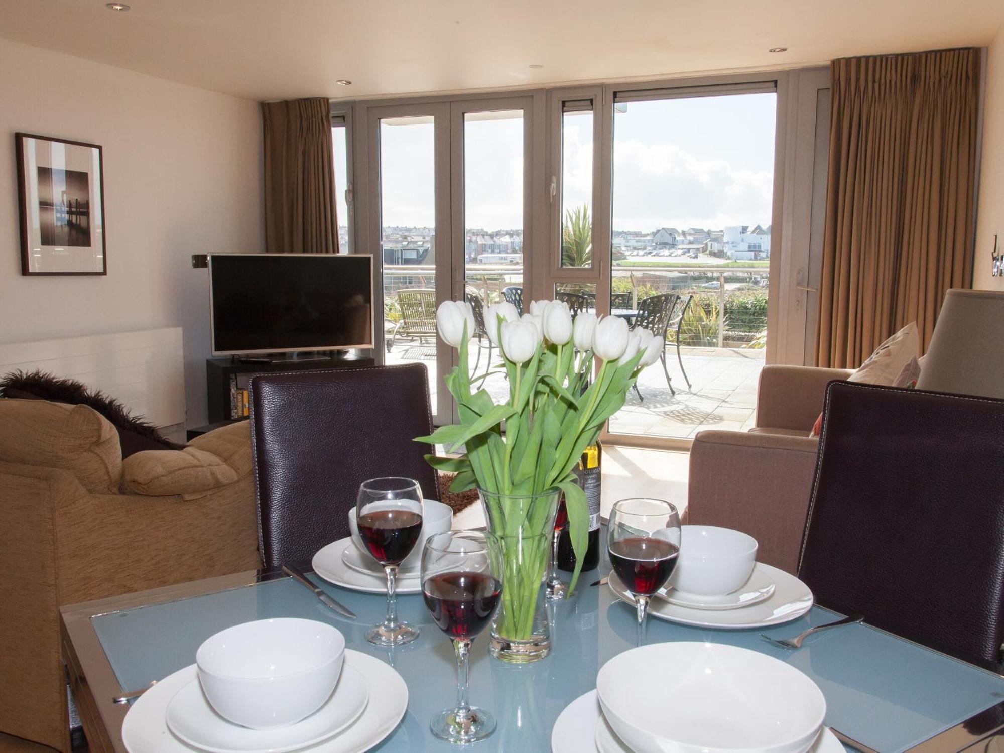 12 Zinc Apartment New Quay Екстериор снимка