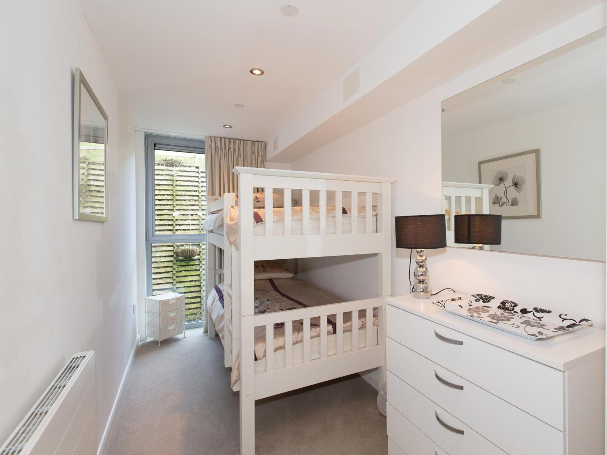 12 Zinc Apartment New Quay Екстериор снимка
