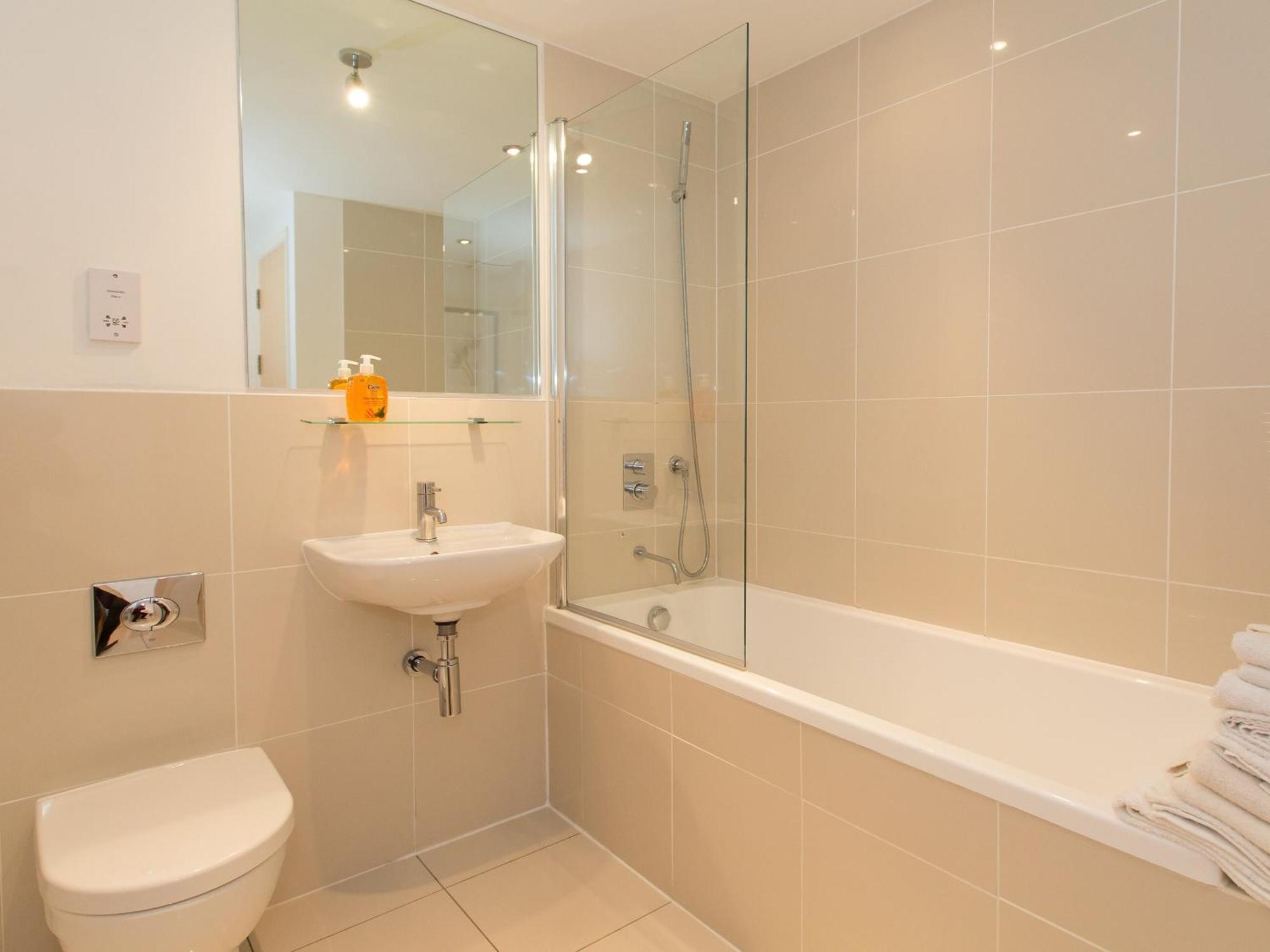 12 Zinc Apartment New Quay Екстериор снимка